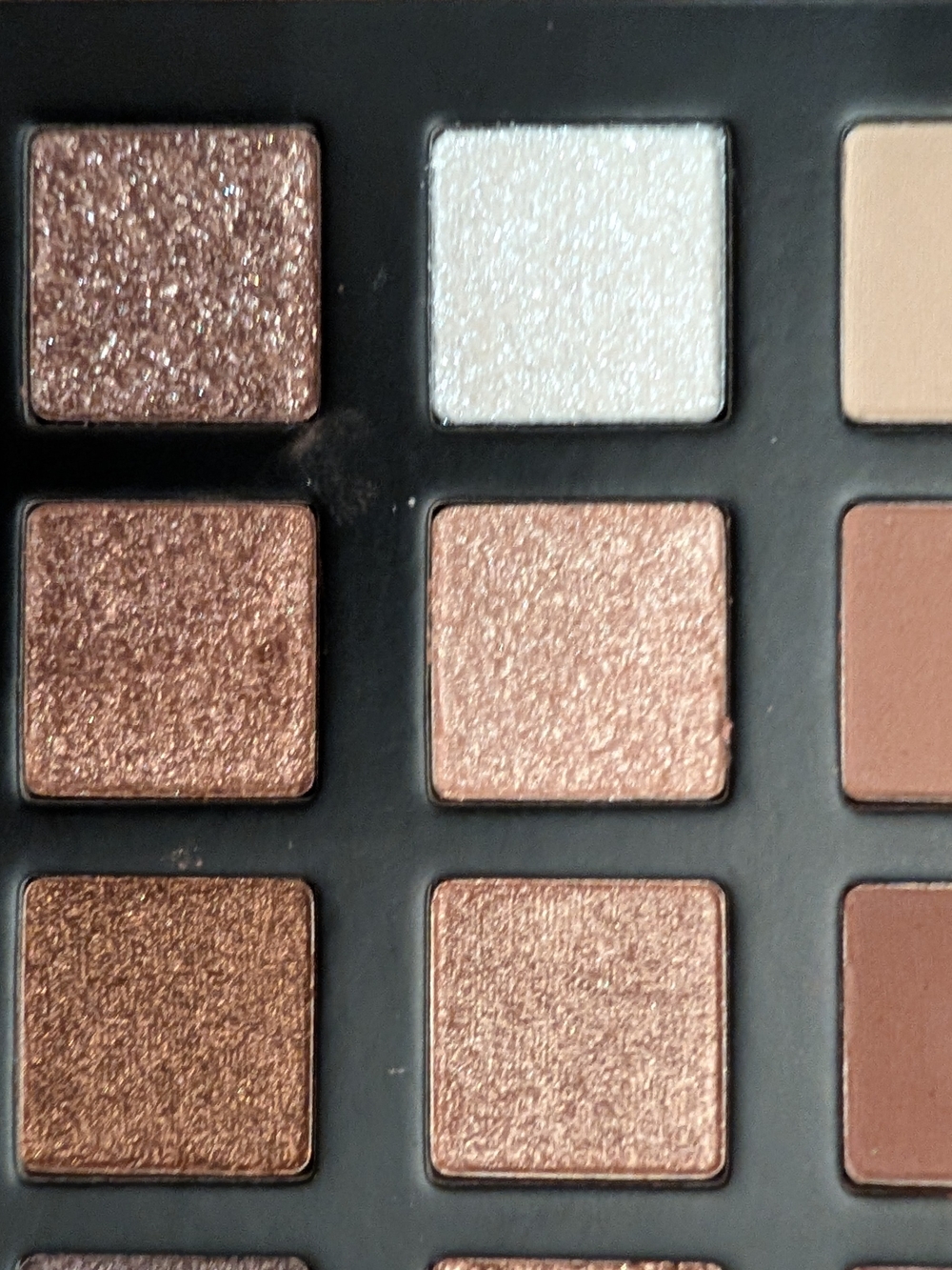 LORAC NOIR Multi-Finish Eyeshadow Palette - Picture 3 of 5
